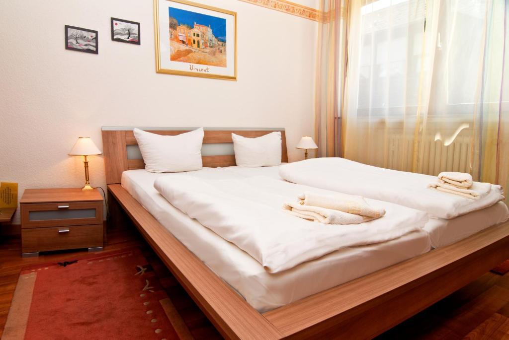Hotel Kugel Trevír Pokoj fotografie
